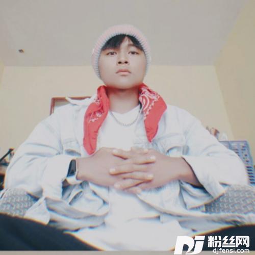 短发女孩的专辑