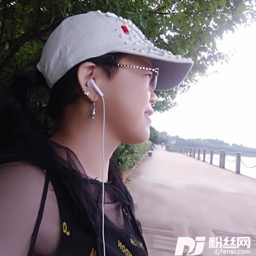 伤心的酒吧cover:孙艺琪