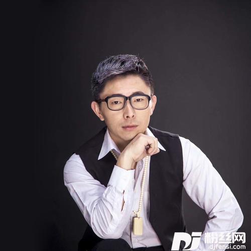 爱着你伤了我自己DJ版的专辑