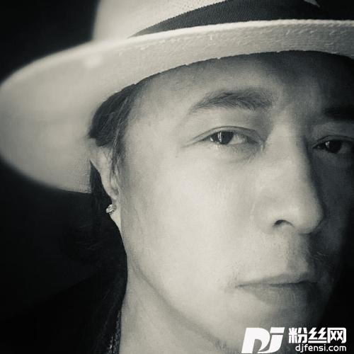 让爱住我家2003央视春节联欢晚会现场的专辑
