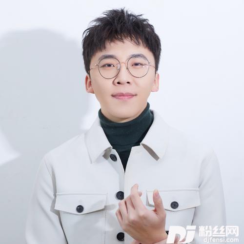 又见槐花开的专辑