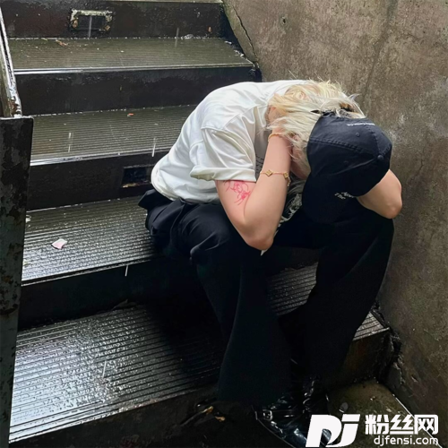 宝宝肚肚打雷了（叮咚鸡）的专辑