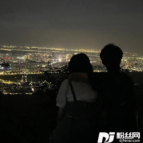 AprilEncountercover:羊了个.的专辑