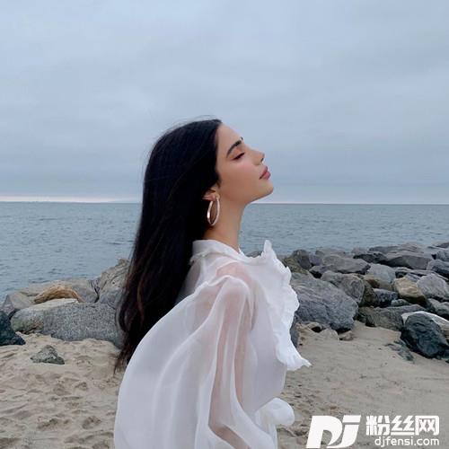 困住你的从来不是别人的专辑
