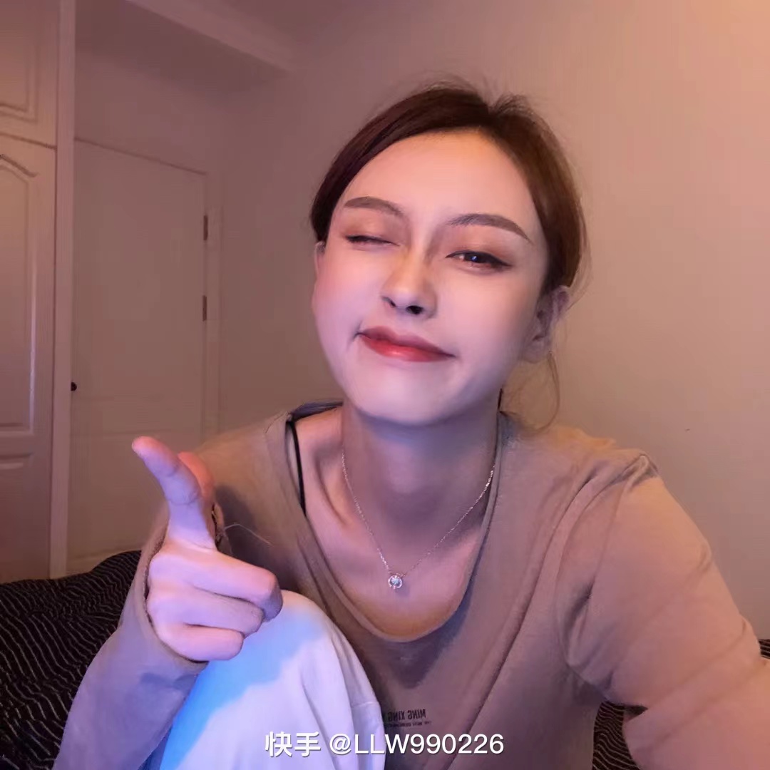 Ʒ
